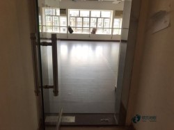 室內運動籃球木地板施工