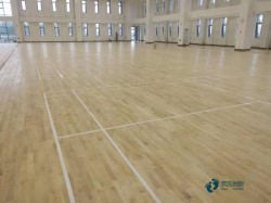 高端籃球運動木地板怎么保養